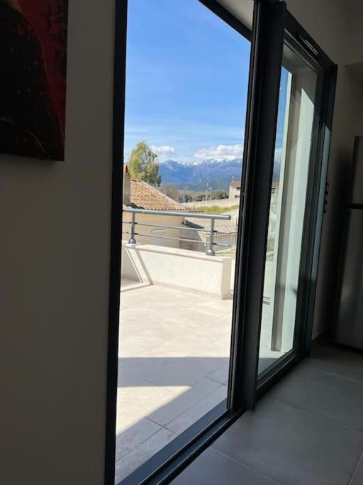 Logement Neuf-Ghisonaccia Centre, A 5Min De La Mer Esterno foto