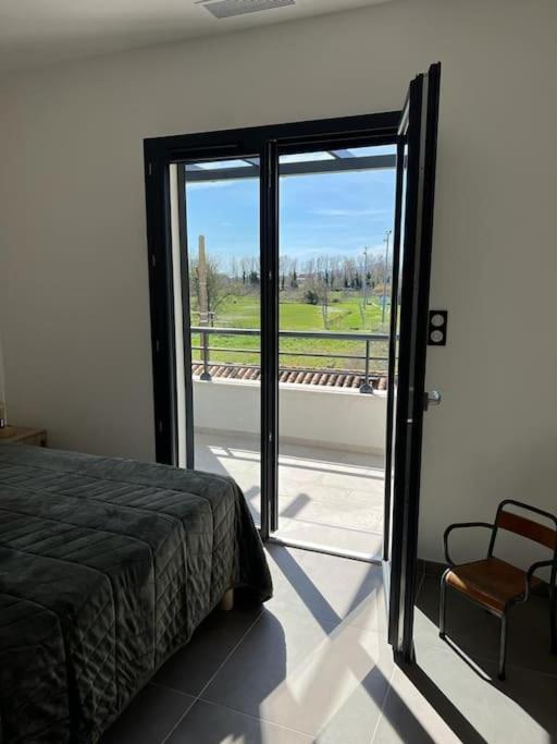 Logement Neuf-Ghisonaccia Centre, A 5Min De La Mer Esterno foto